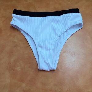 Elegant White and Black Ribbed Bikini Bottoms